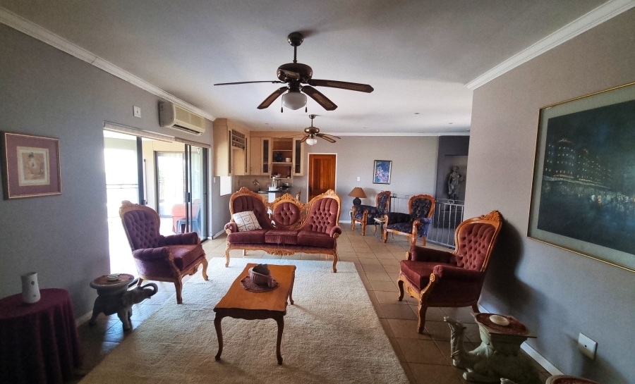 5 Bedroom Property for Sale in Melodie North West